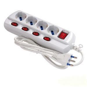 Multipresa 4 uscite schuko bivalenti con 4 interruttori e cavo 1.5m
