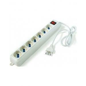 Multipresa 7 uscite schuko bivalenti con interruttore e cavo 1.5m